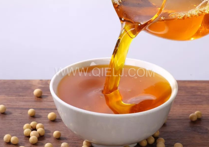 大豆油精煉加工設(shè)備，企鵝優(yōu)化工藝降低生產(chǎn)成本(圖1)